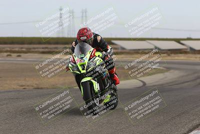 media/Oct-13-2025-Lets Ride (Mon) [[1a1cd08581]]/B Group/1220pm (Wheelie Bump)/